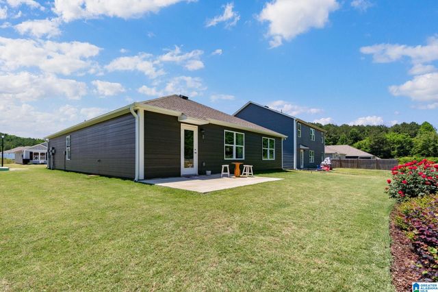 1755 DIXON CIRCLE, Mount Olive, AL 35117