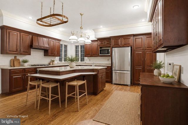 659 HUNTERS LN, Lewisberry, PA 17339