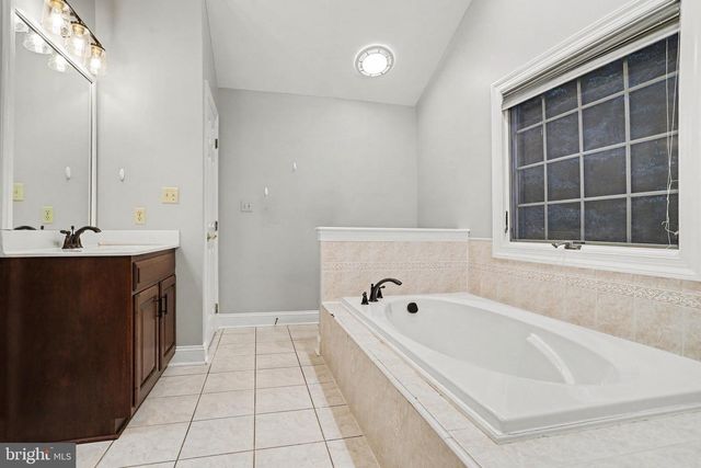 659 HUNTERS LN, Lewisberry, PA 17339