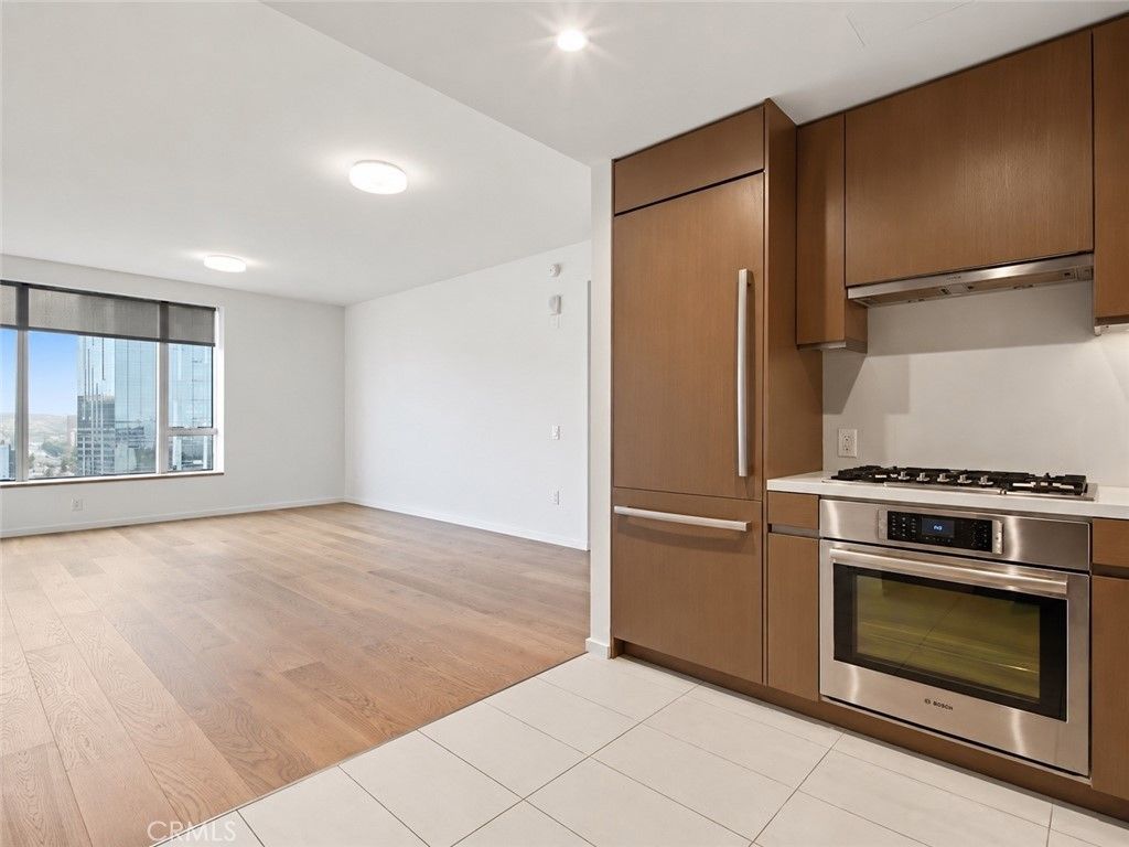 889 Francisco Street 2910, Los Angeles, CA 90017 — photo 4