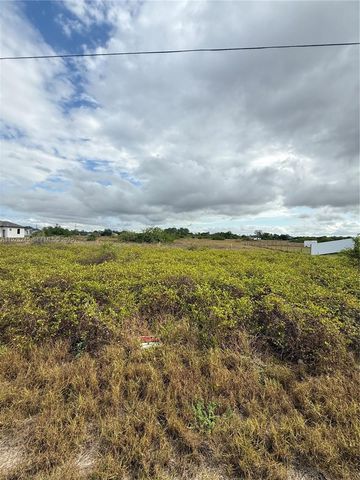 1418 Irving Ave, Lehigh Acres, FL 33972