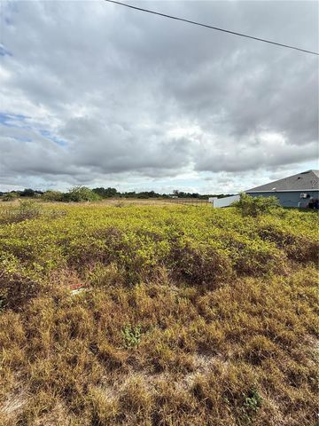 1418 Irving Ave, Lehigh Acres, FL 33972