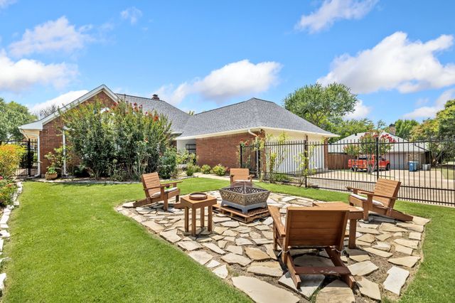809 Lake Meadows Circle, Rockwall, TX 75087