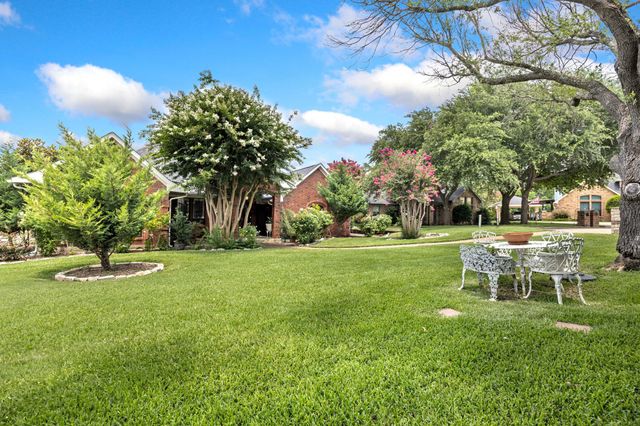 809 Lake Meadows Circle, Rockwall, TX 75087