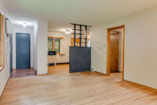 419 16th Street S, Moorhead, MN 56560