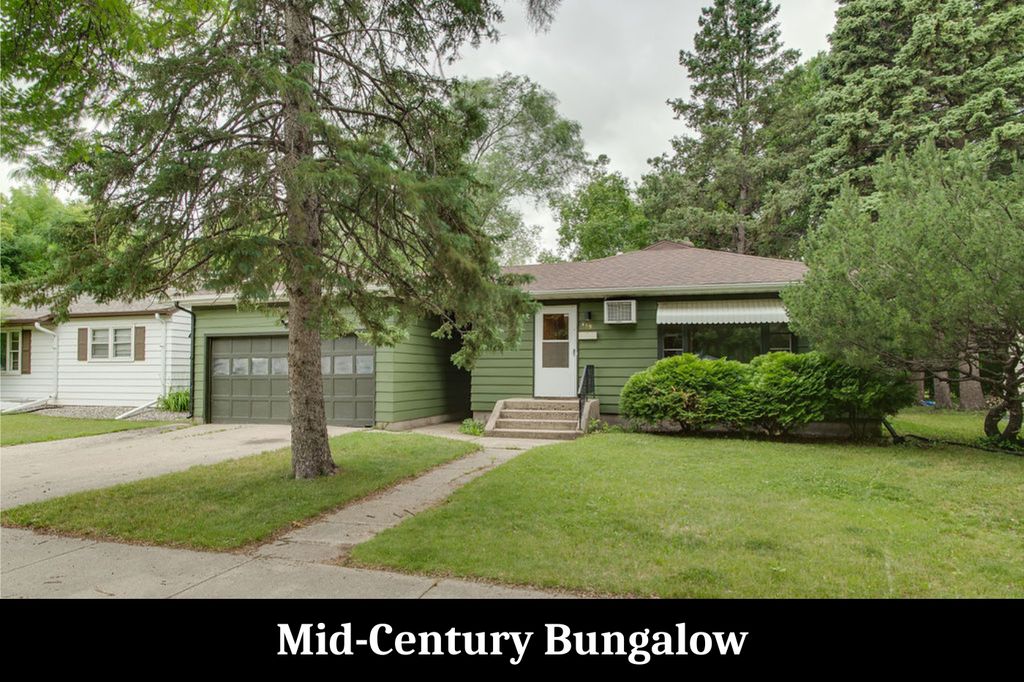 419 16th Street S, Moorhead, MN 56560
