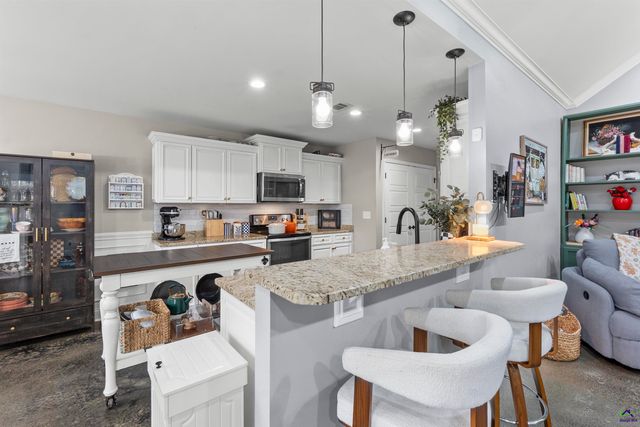422 Madison Place Parkway, Byron, GA 31008