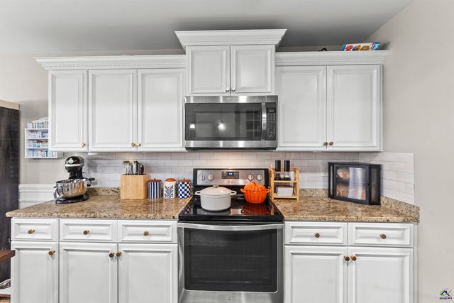 422 Madison Place Parkway, Byron, GA 31008
