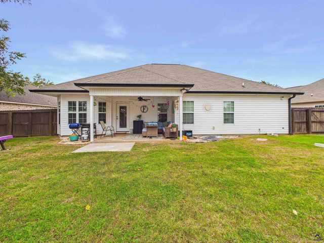422 Madison Place Parkway, Byron, GA 31008