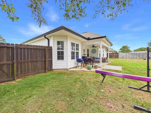 422 Madison Place Parkway, Byron, GA 31008