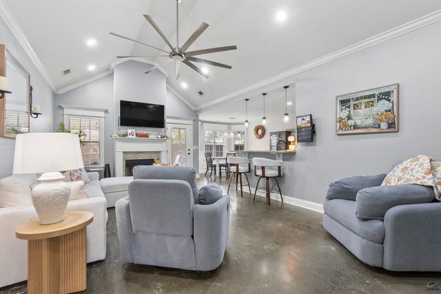 422 Madison Place Parkway, Byron, GA 31008