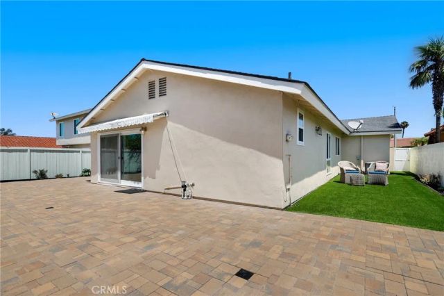 5002 Barkwood, Irvine, CA 92604
