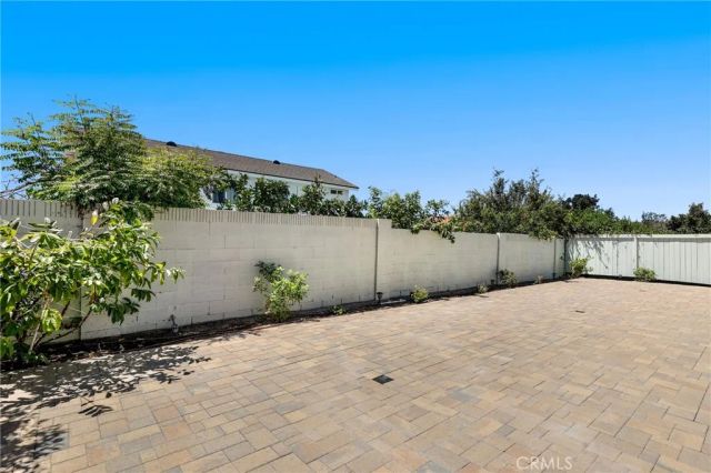 5002 Barkwood, Irvine, CA 92604