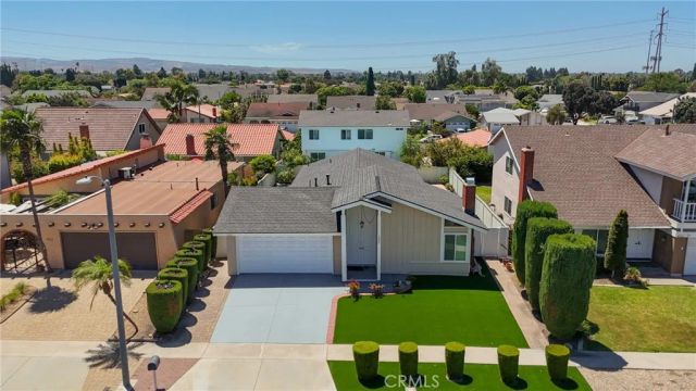5002 Barkwood, Irvine, CA 92604