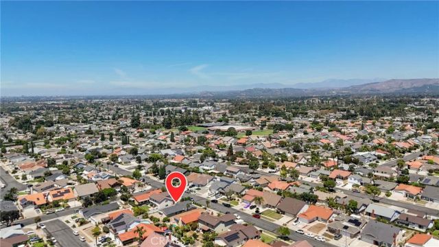 5002 Barkwood, Irvine, CA 92604