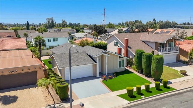 5002 Barkwood, Irvine, CA 92604