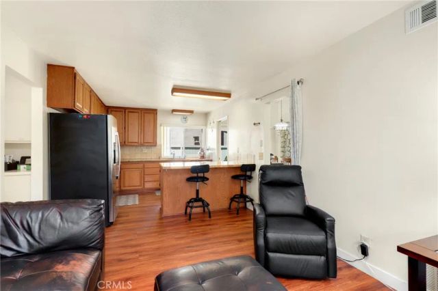 5002 Barkwood, Irvine, CA 92604