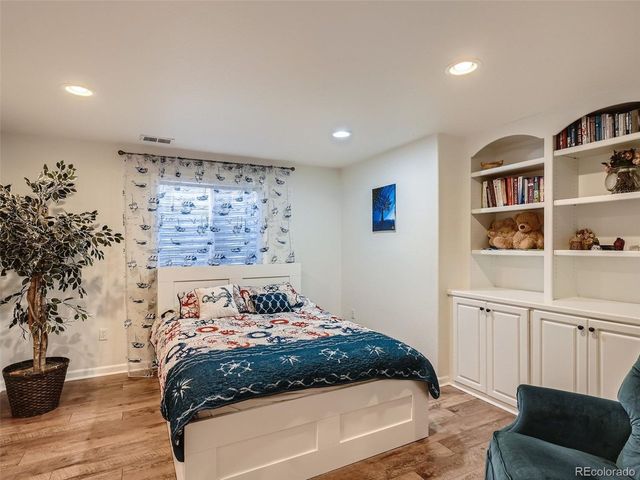 5828 S Danube St, Aurora, CO 80015
