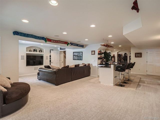 5828 S Danube St, Aurora, CO 80015