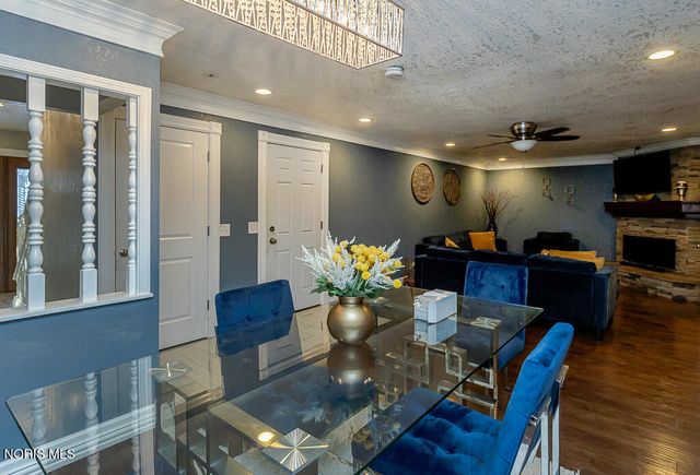 2133 Westedge Drive, Toledo, OH 43614