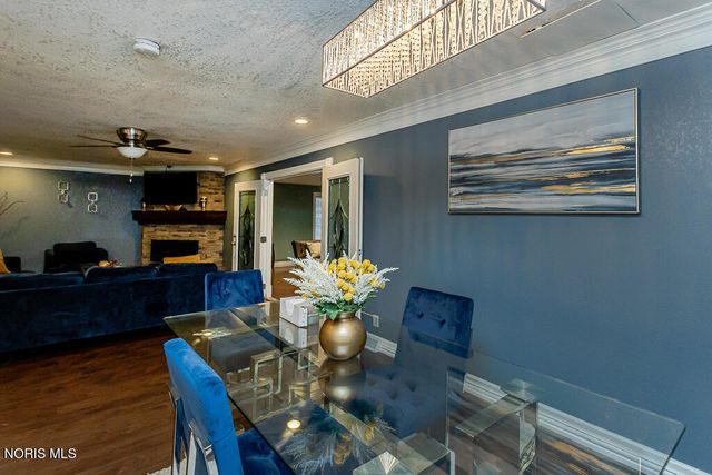 2133 Westedge Drive, Toledo, OH 43614