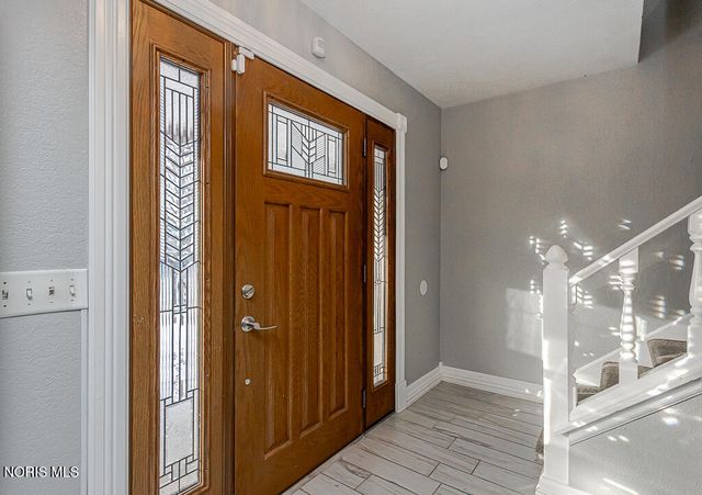 2133 Westedge Drive, Toledo, OH 43614