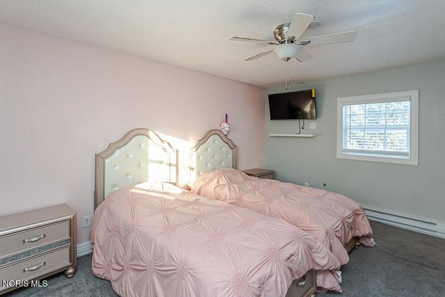 2133 Westedge Drive, Toledo, OH 43614