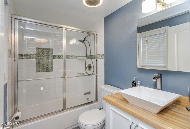 2133 Westedge Drive, Toledo, OH 43614