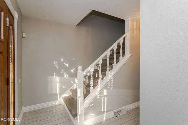 2133 Westedge Drive, Toledo, OH 43614