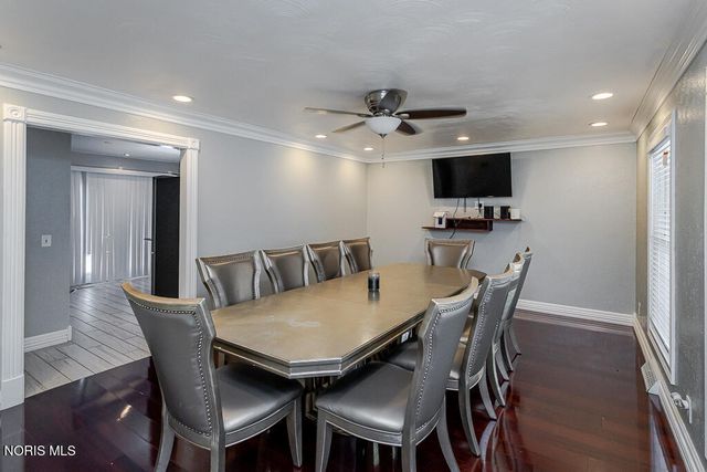 2133 Westedge Drive, Toledo, OH 43614