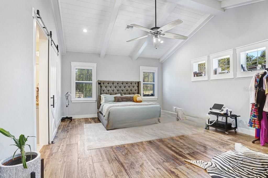 Image 22 of property listing at 11634 DAVIS POOL ROAD, Seffner, FL 33584