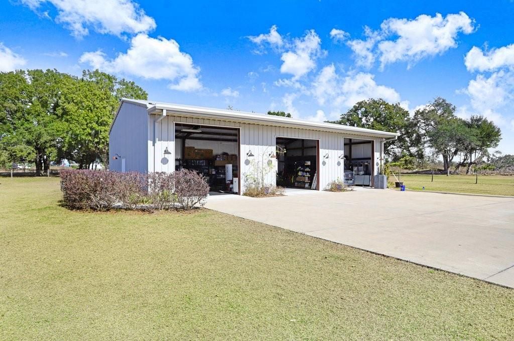 Image 41 of property listing at 11634 DAVIS POOL ROAD, Seffner, FL 33584