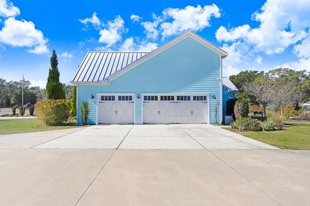 Image 42 of property listing at 11634 DAVIS POOL ROAD, Seffner, FL 33584