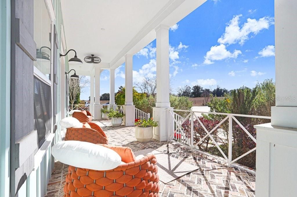 Image 8 of property listing at 11634 DAVIS POOL ROAD, Seffner, FL 33584