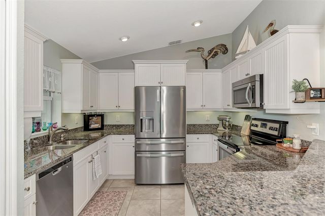 8 AMIDSHIP ROAD, Placida, FL 33946