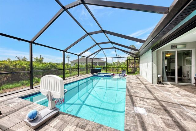 8 AMIDSHIP ROAD, Placida, FL 33946