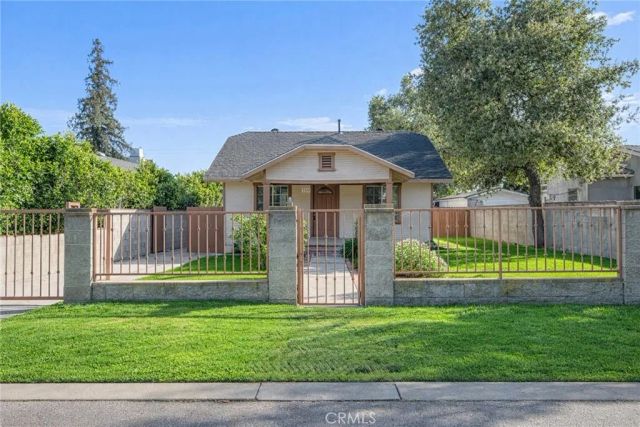 3328 Milton Street, Pasadena, CA 91107