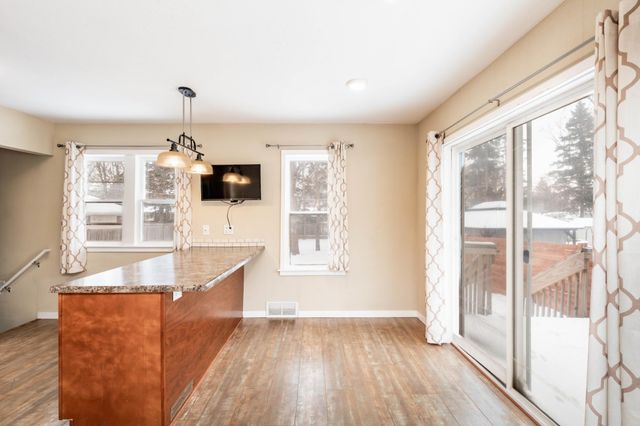 1329 10th Street N, Fargo, ND 58102