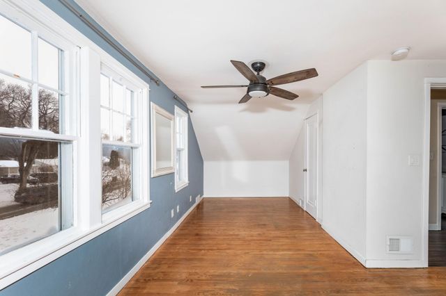 1329 10th Street N, Fargo, ND 58102