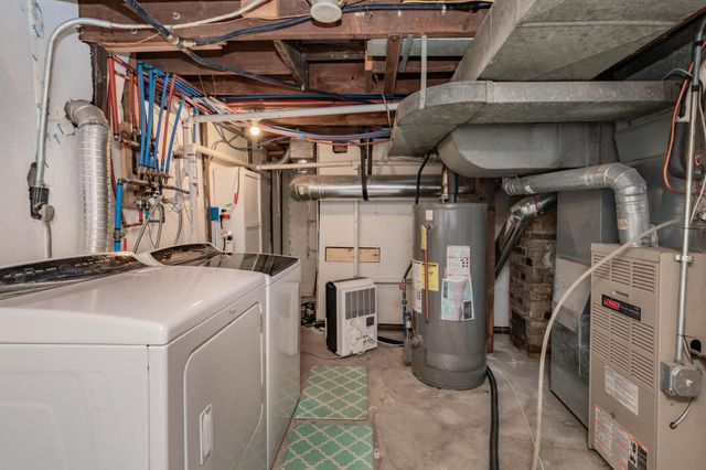 1329 10th Street N, Fargo, ND 58102