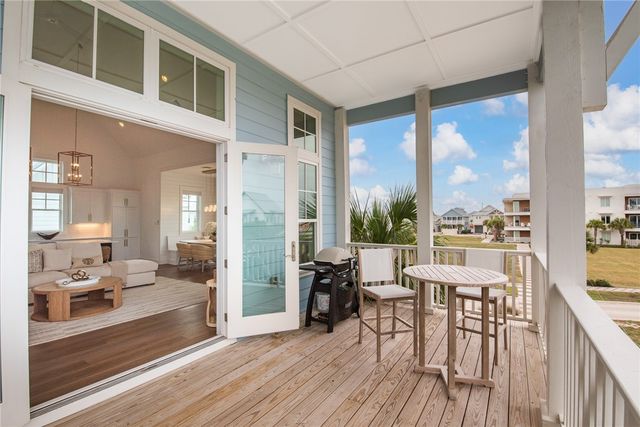 636 Kings Crown, Port Aransas, TX 78373