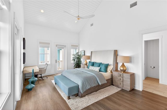 636 Kings Crown, Port Aransas, TX 78373