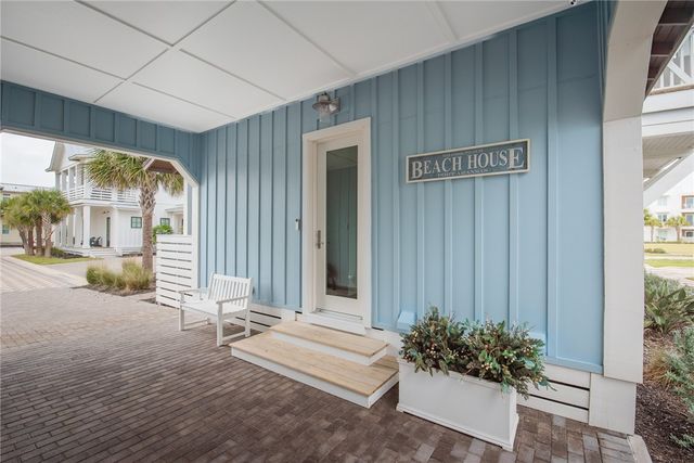 636 Kings Crown, Port Aransas, TX 78373