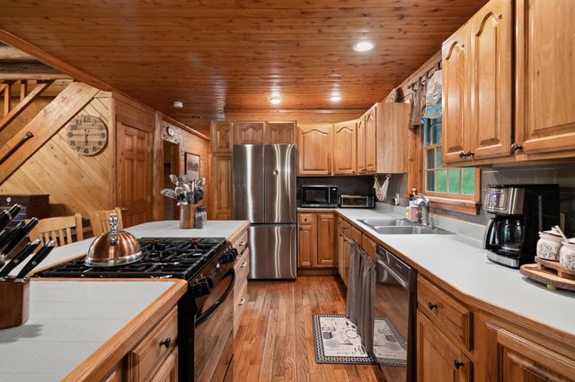 1586 Church Road, Fairfield, VT 05455