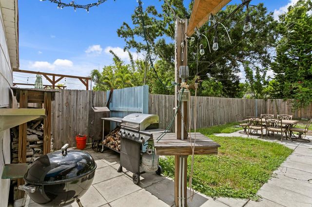 3152 13TH AVENUE N, St Petersburg, FL 33713