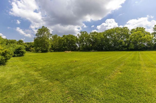 620 Rockmill Road NW, Lancaster, OH 43130
