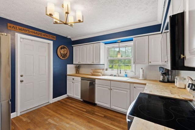620 Rockmill Road NW, Lancaster, OH 43130