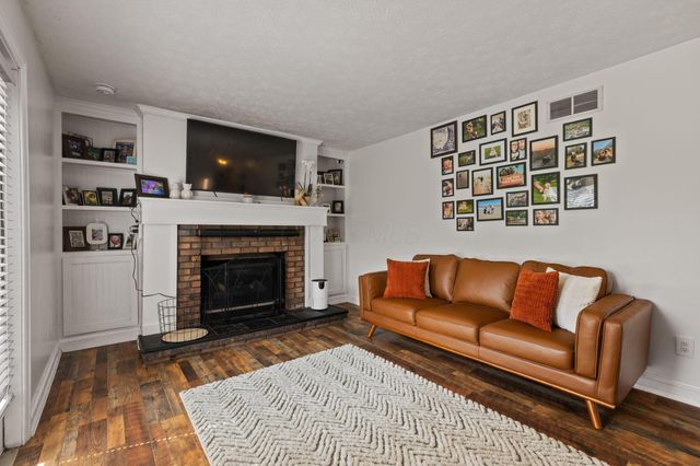 620 Rockmill Road NW, Lancaster, OH 43130