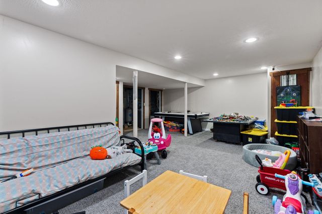 620 Rockmill Road NW, Lancaster, OH 43130