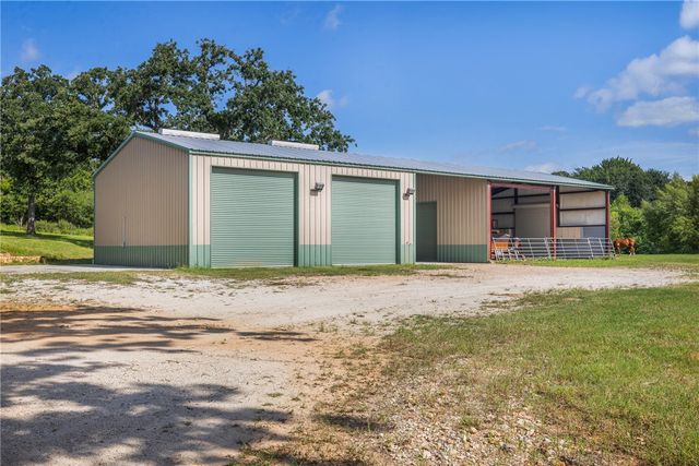 7244 Fm 2549, Hearne, TX 77859